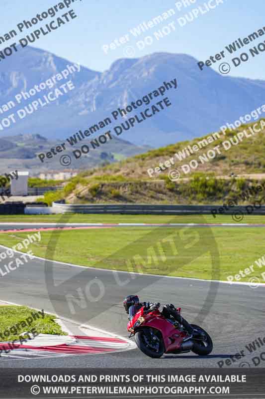 Circuito de Navarra;Spain;event digital images;motorbikes;no limits;peter wileman photography;trackday;trackday digital images